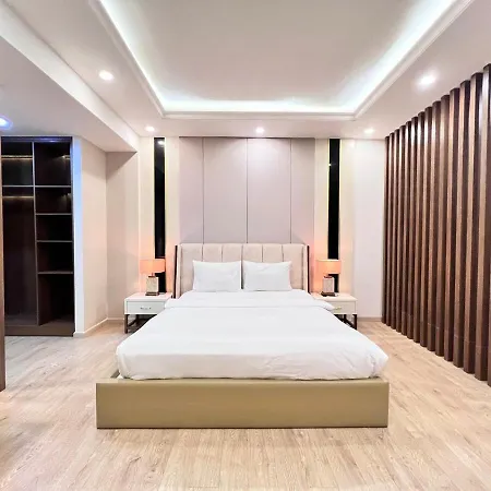 3Br Duplex Star Hill Apartment